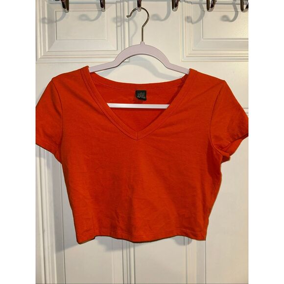 Wild Fable Women’s Short-Sleeve V-Neck Cropped T-Shirt – Orange, Size Medium - Picture 1 of 5